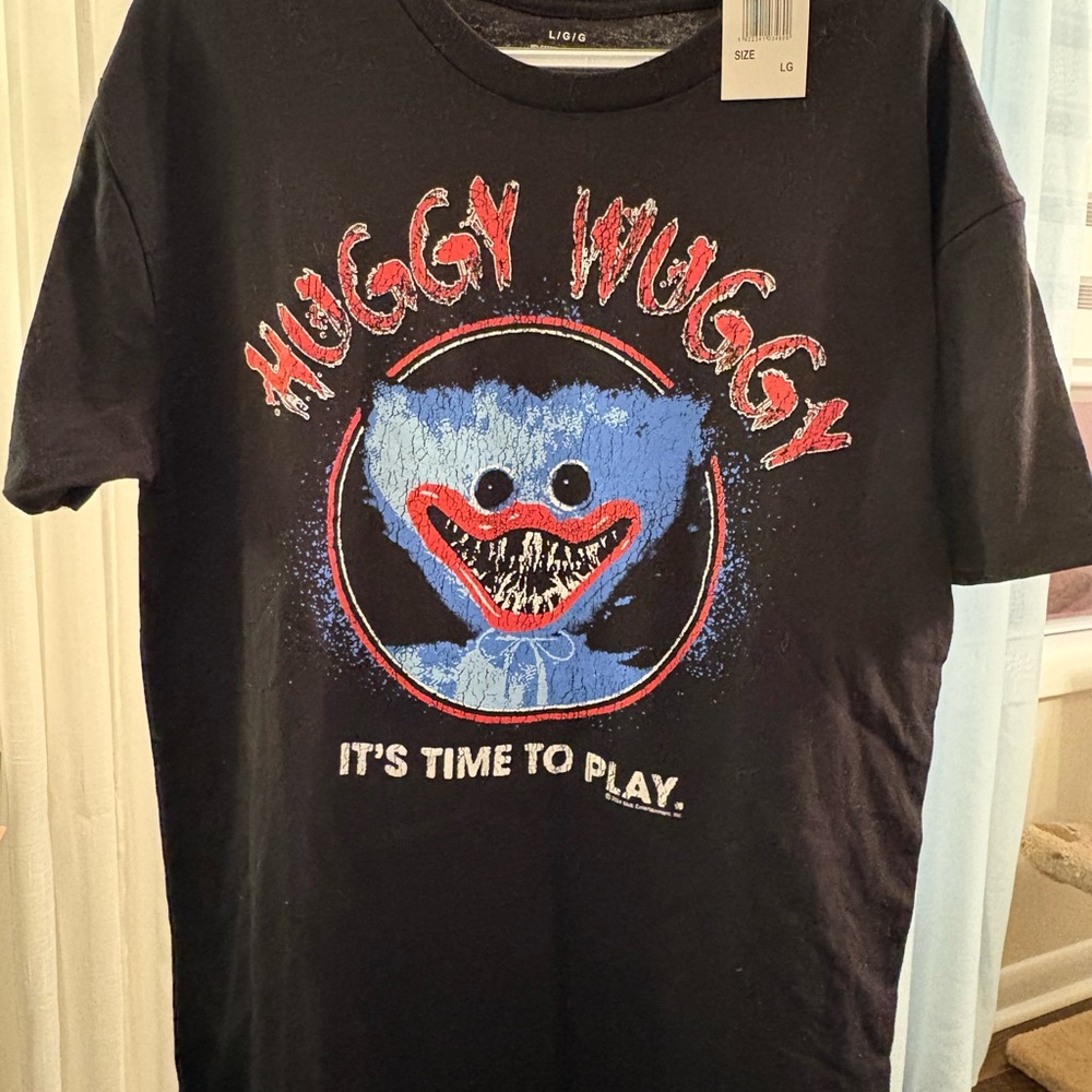 Huggy Wuggy Men's Blue and Black Graphic Tee